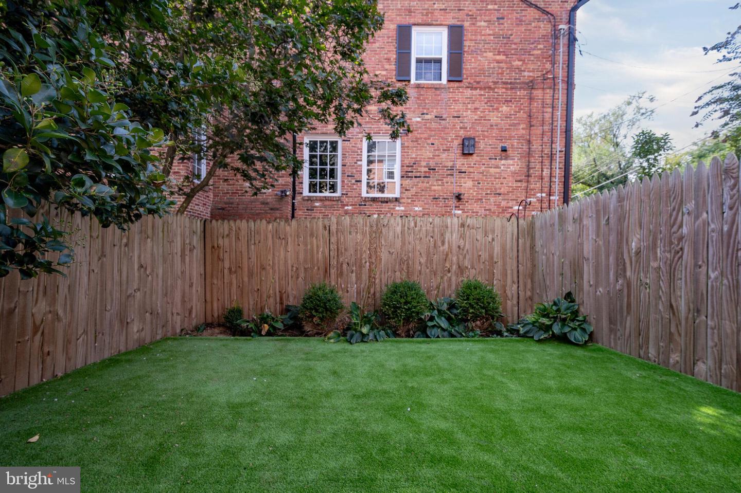 222 GREEN ST, ALEXANDRIA, Virginia 22314, 3 Bedrooms Bedrooms, ,3 BathroomsBathrooms,Residential,For sale,222 GREEN ST,VAAX2050170 MLS # VAAX2050170