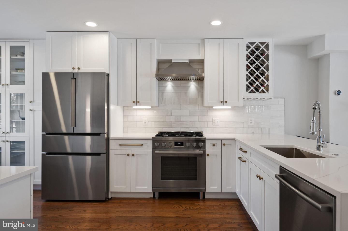 222 GREEN ST, ALEXANDRIA, Virginia 22314, 3 Bedrooms Bedrooms, ,3 BathroomsBathrooms,Residential,For sale,222 GREEN ST,VAAX2050170 MLS # VAAX2050170