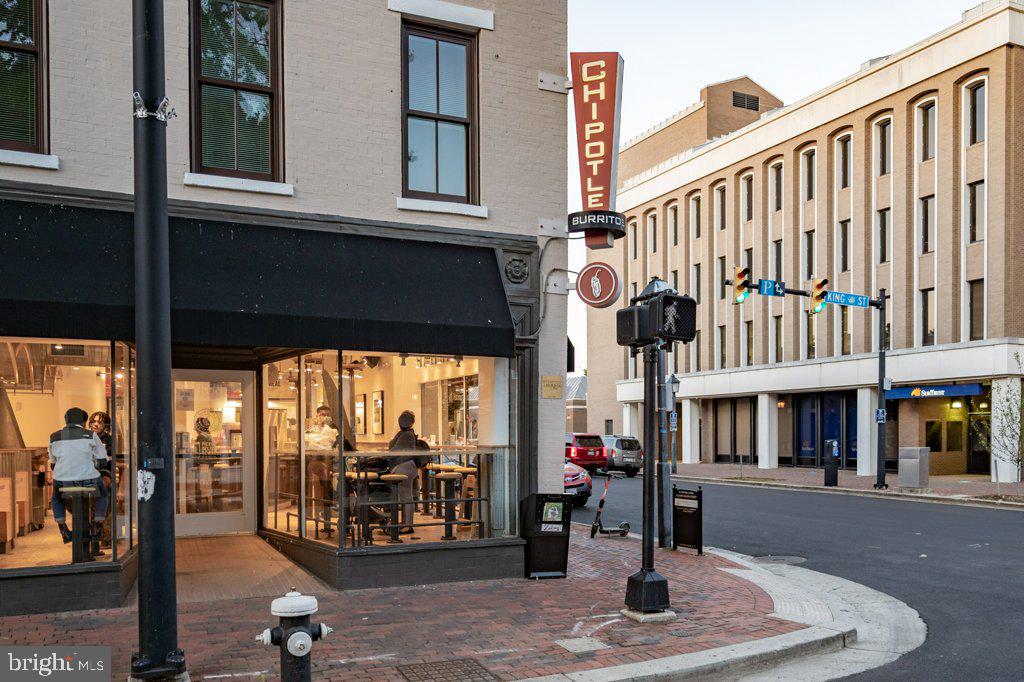 222 GREEN ST, ALEXANDRIA, Virginia 22314, 3 Bedrooms Bedrooms, ,3 BathroomsBathrooms,Residential,For sale,222 GREEN ST,VAAX2050170 MLS # VAAX2050170