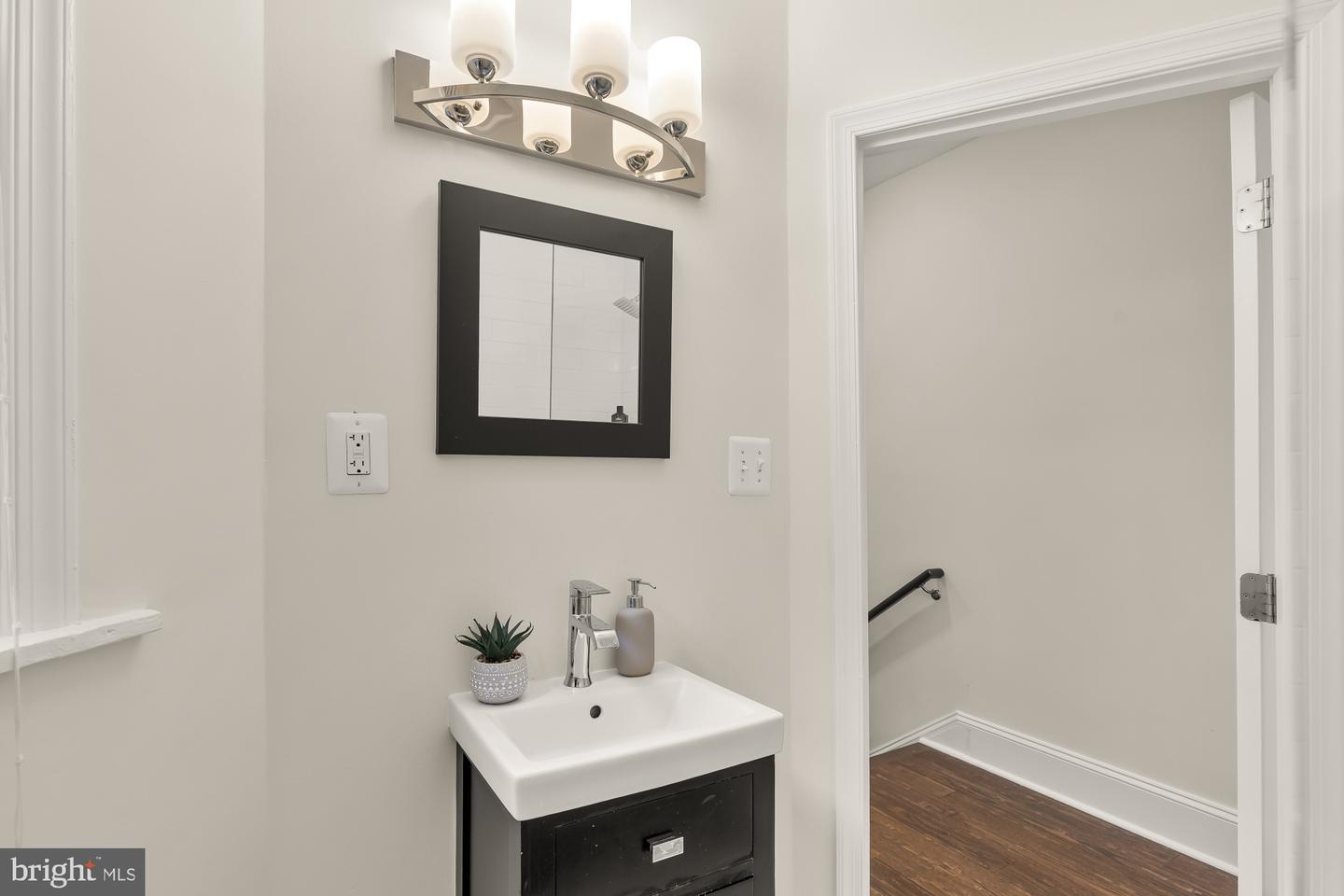 632 ACKER PL NE, WASHINGTON, District Of Columbia 20002, 4 Bedrooms Bedrooms, ,3 BathroomsBathrooms,Residential,For sale,632 ACKER PL NE,DCDC2224102 MLS # DCDC2224102