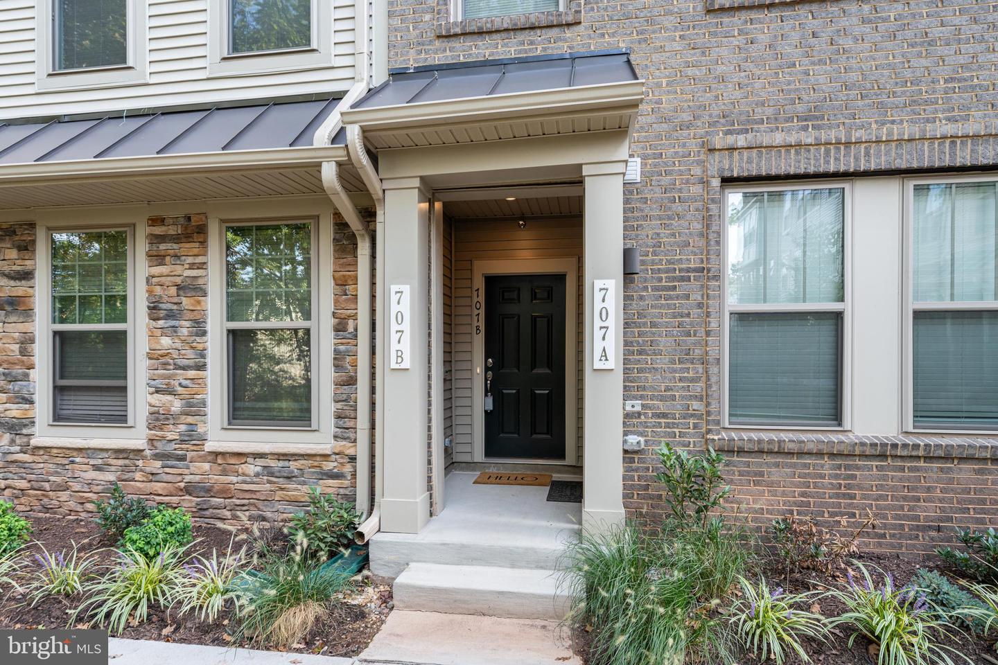707 THOMAS LN #B, MANASSAS PARK, Virginia 20111, 3 Bedrooms Bedrooms, ,2 BathroomsBathrooms,Residential,For sale,707 THOMAS LN #B,VAMP2003344 MLS # VAMP2003344
