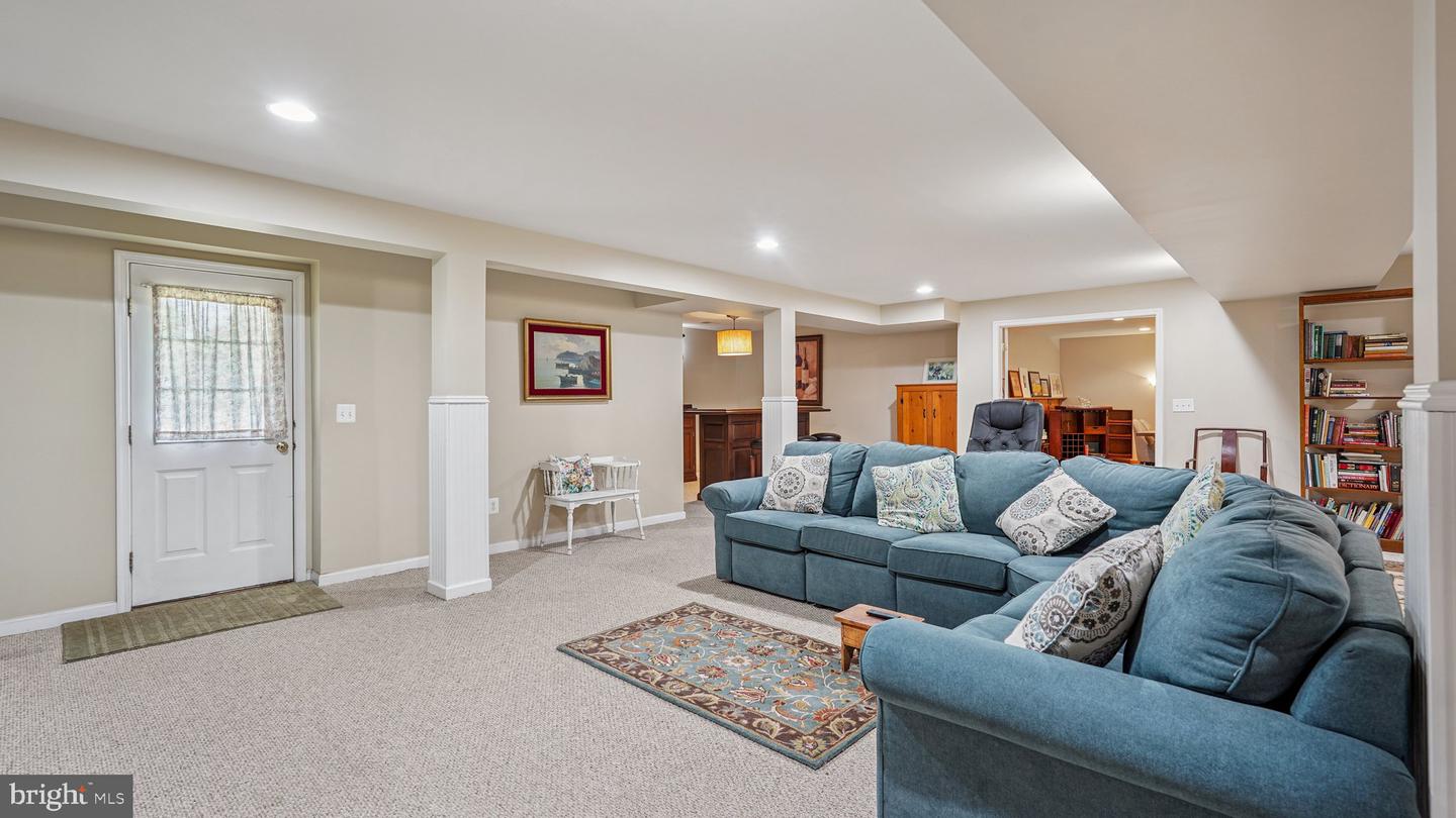2036 GOLF DR, CULPEPER, Virginia 22701, 5 Bedrooms Bedrooms, ,3 BathroomsBathrooms,Residential,For sale,2036 GOLF DR,VACU2011678 MLS # VACU2011678