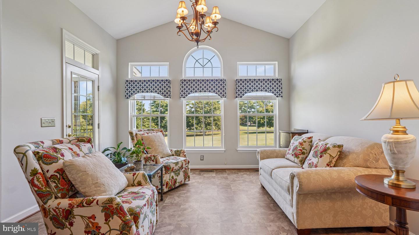 2036 GOLF DR, CULPEPER, Virginia 22701, 5 Bedrooms Bedrooms, ,3 BathroomsBathrooms,Residential,For sale,2036 GOLF DR,VACU2011678 MLS # VACU2011678