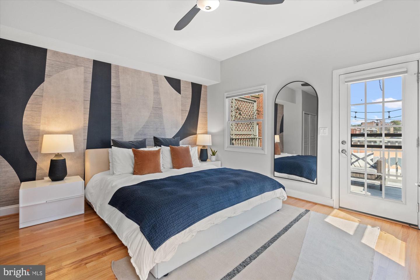 1407 15TH ST NW #4, WASHINGTON, District Of Columbia 20005, 2 Bedrooms Bedrooms, ,2 BathroomsBathrooms,Residential,For sale,1407 15TH ST NW #4,DCDC2224202 MLS # DCDC2224202