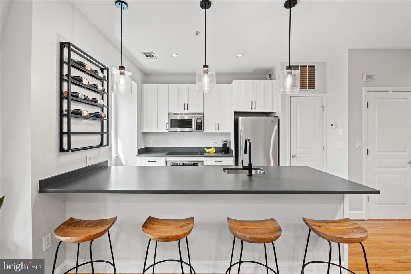1407 15TH ST NW #4, WASHINGTON, District Of Columbia 20005, 2 Bedrooms Bedrooms, ,2 BathroomsBathrooms,Residential,For sale,1407 15TH ST NW #4,DCDC2224202 MLS # DCDC2224202