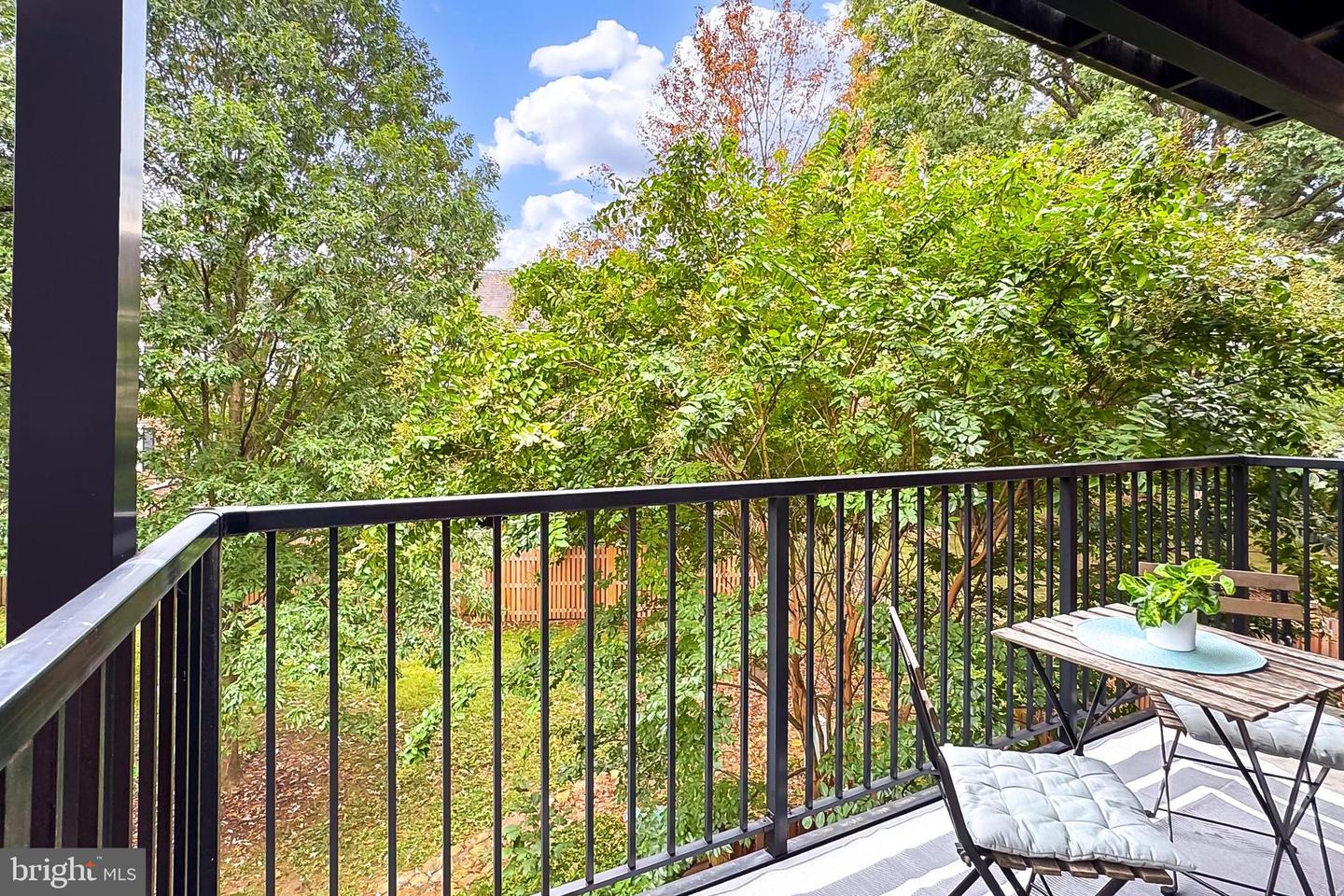 4860 28TH ST S #B1, ARLINGTON, Virginia 22206, 1 Bedroom Bedrooms, 5 Rooms Rooms,1 BathroomBathrooms,Residential,For sale,4860 28TH ST S #B1,VAAR2064184 MLS # VAAR2064184