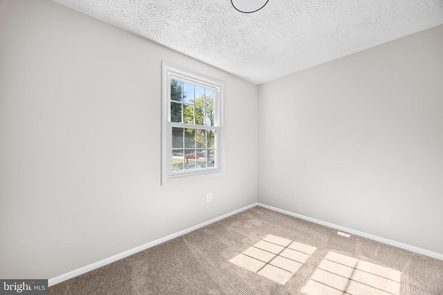 8786 NEWINGTON COMMONS RD, LORTON, Virginia 22079, 3 Bedrooms Bedrooms, ,1 BathroomBathrooms,Residential,For sale,8786 NEWINGTON COMMONS RD,VAFX2269380 MLS # VAFX2269380
