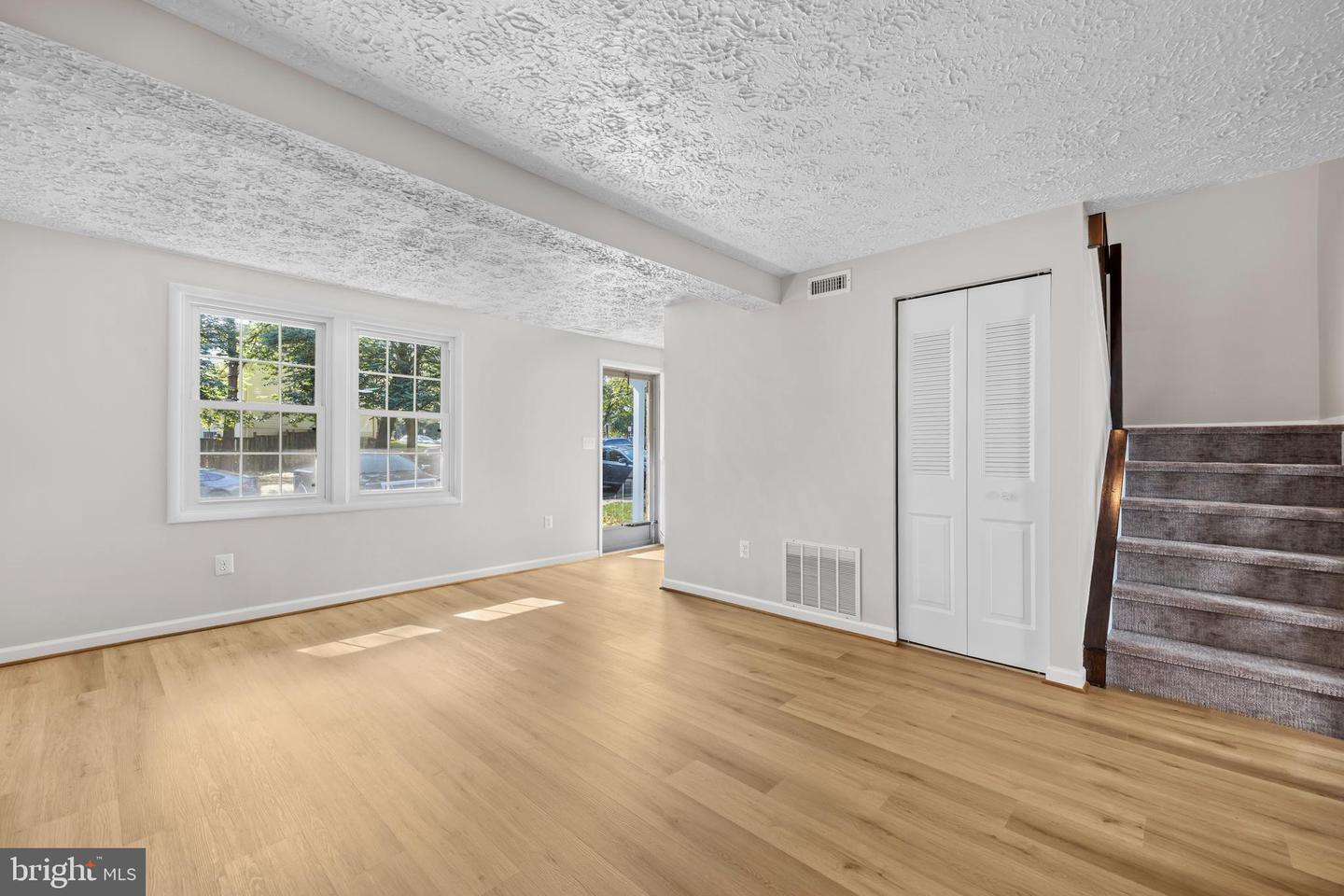 8786 NEWINGTON COMMONS RD, LORTON, Virginia 22079, 3 Bedrooms Bedrooms, ,1 BathroomBathrooms,Residential,For sale,8786 NEWINGTON COMMONS RD,VAFX2269380 MLS # VAFX2269380