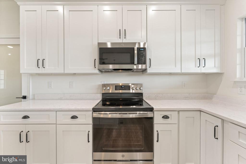 BLACKWOOD FOREST DR, GOLDVEIN, Virginia, 3 Bedrooms Bedrooms, ,2 BathroomsBathrooms,Residential,BLACKWOOD FOREST DR,VAFQ2018166 MLS # VAFQ2018166