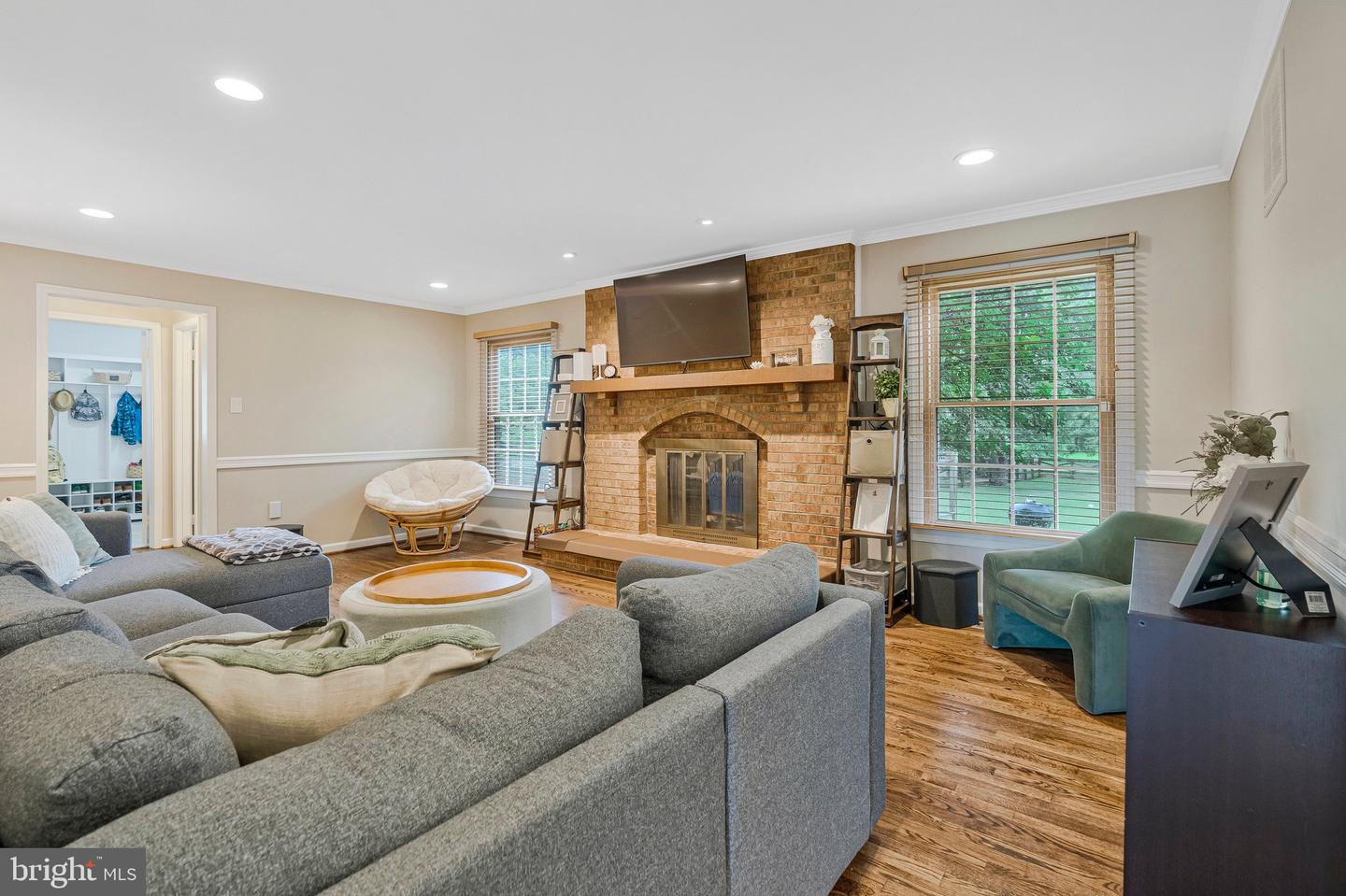 1008 RIVA RIDGE DR, GREAT FALLS, Virginia 22066, 4 Bedrooms Bedrooms, ,3 BathroomsBathrooms,Residential,For sale,1008 RIVA RIDGE DR,VAFX2248878 MLS # VAFX2248878
