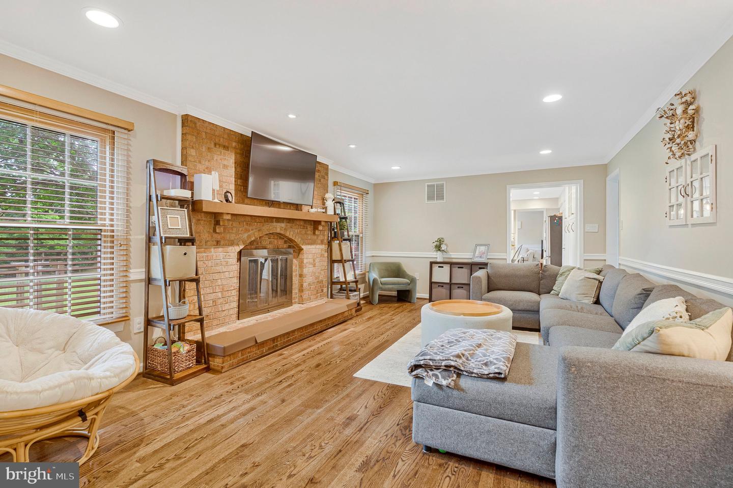 1008 RIVA RIDGE DR, GREAT FALLS, Virginia 22066, 4 Bedrooms Bedrooms, ,3 BathroomsBathrooms,Residential,For sale,1008 RIVA RIDGE DR,VAFX2248878 MLS # VAFX2248878