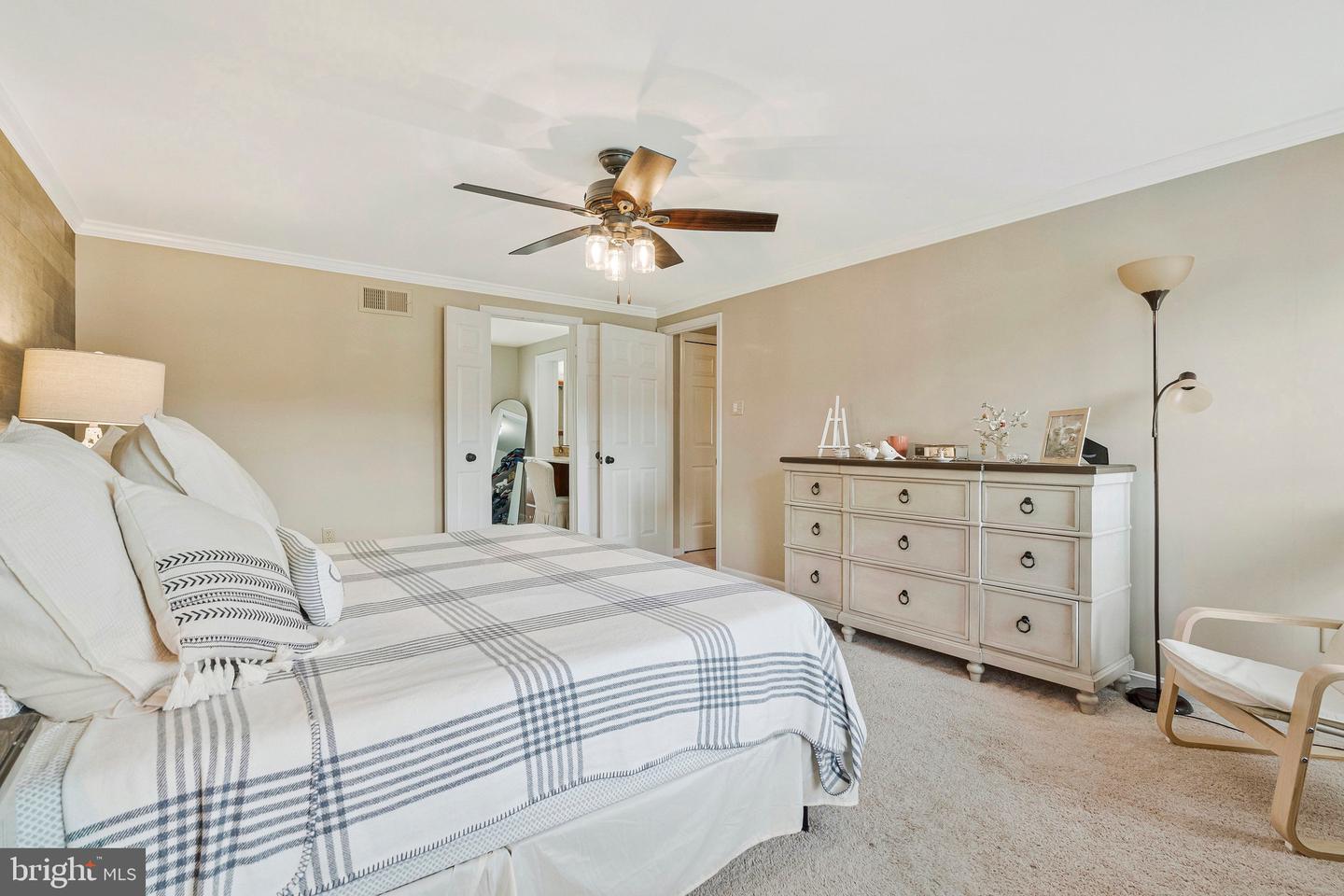 1008 RIVA RIDGE DR, GREAT FALLS, Virginia 22066, 4 Bedrooms Bedrooms, ,3 BathroomsBathrooms,Residential,For sale,1008 RIVA RIDGE DR,VAFX2248878 MLS # VAFX2248878
