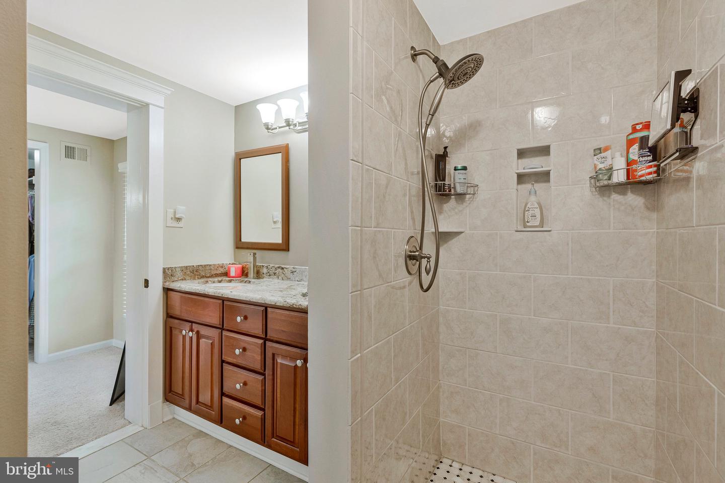 1008 RIVA RIDGE DR, GREAT FALLS, Virginia 22066, 4 Bedrooms Bedrooms, ,3 BathroomsBathrooms,Residential,For sale,1008 RIVA RIDGE DR,VAFX2248878 MLS # VAFX2248878
