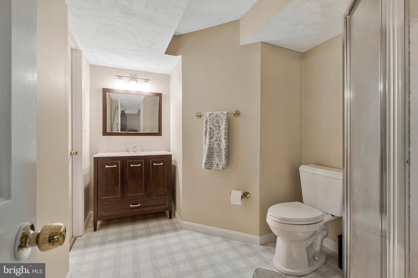 1008 RIVA RIDGE DR, GREAT FALLS, Virginia 22066, 4 Bedrooms Bedrooms, ,3 BathroomsBathrooms,Residential,For sale,1008 RIVA RIDGE DR,VAFX2248878 MLS # VAFX2248878