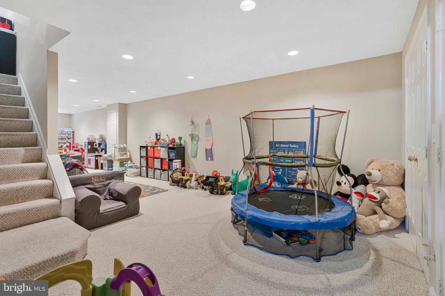 1008 RIVA RIDGE DR, GREAT FALLS, Virginia 22066, 4 Bedrooms Bedrooms, ,3 BathroomsBathrooms,Residential,For sale,1008 RIVA RIDGE DR,VAFX2248878 MLS # VAFX2248878