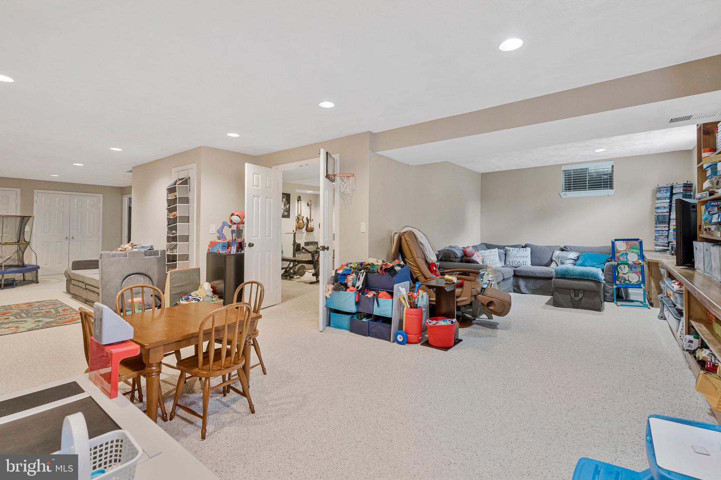 1008 RIVA RIDGE DR, GREAT FALLS, Virginia 22066, 4 Bedrooms Bedrooms, ,3 BathroomsBathrooms,Residential,For sale,1008 RIVA RIDGE DR,VAFX2248878 MLS # VAFX2248878
