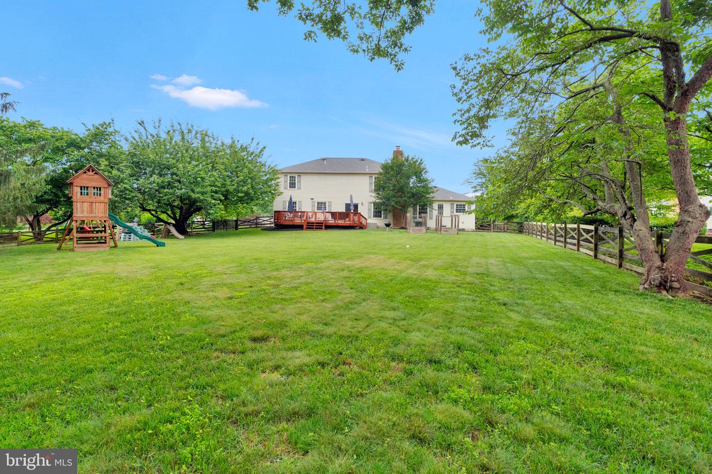 1008 RIVA RIDGE DR, GREAT FALLS, Virginia 22066, 4 Bedrooms Bedrooms, ,3 BathroomsBathrooms,Residential,For sale,1008 RIVA RIDGE DR,VAFX2248878 MLS # VAFX2248878
