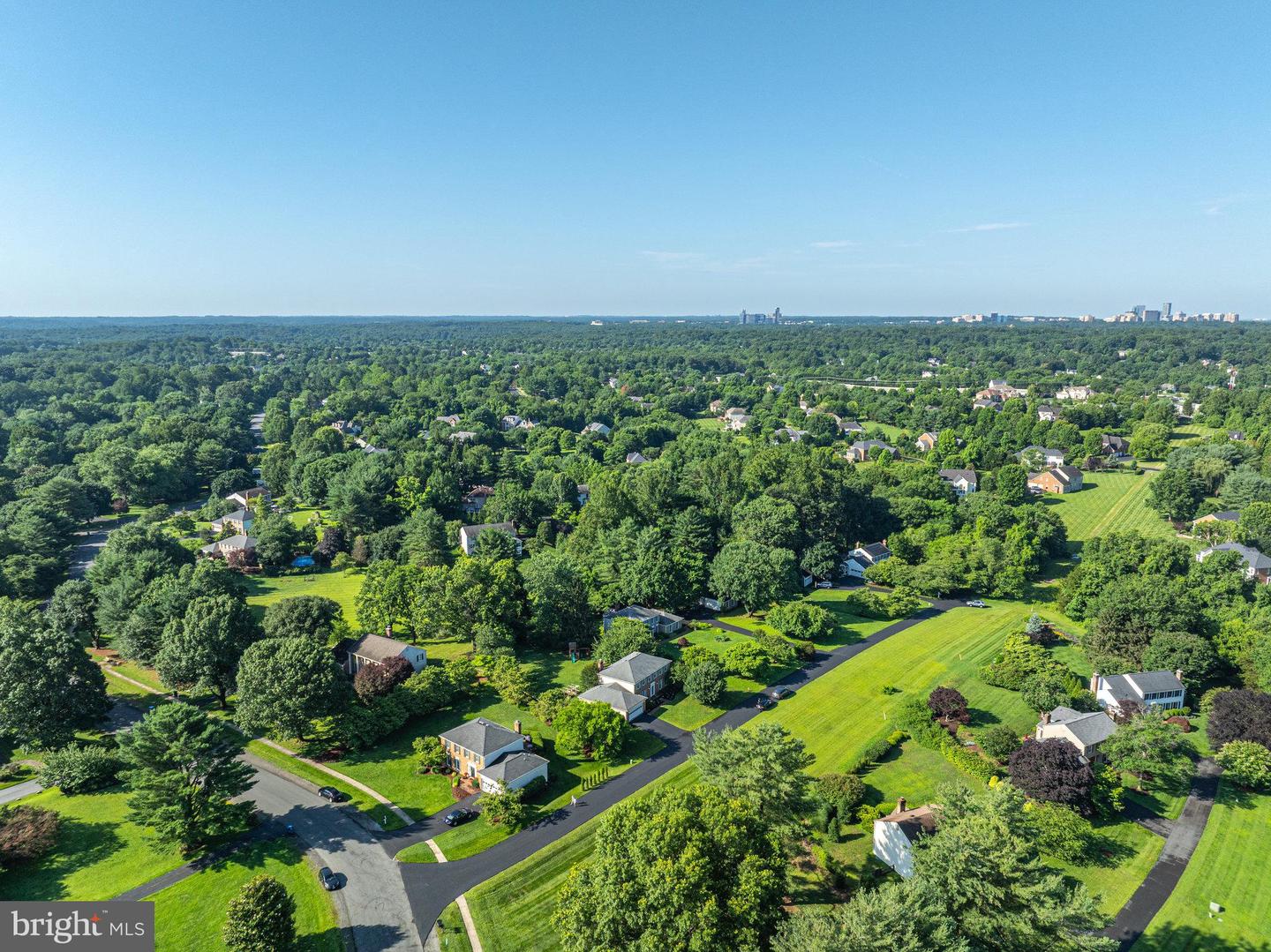 1008 RIVA RIDGE DR, GREAT FALLS, Virginia 22066, 4 Bedrooms Bedrooms, ,3 BathroomsBathrooms,Residential,For sale,1008 RIVA RIDGE DR,VAFX2248878 MLS # VAFX2248878