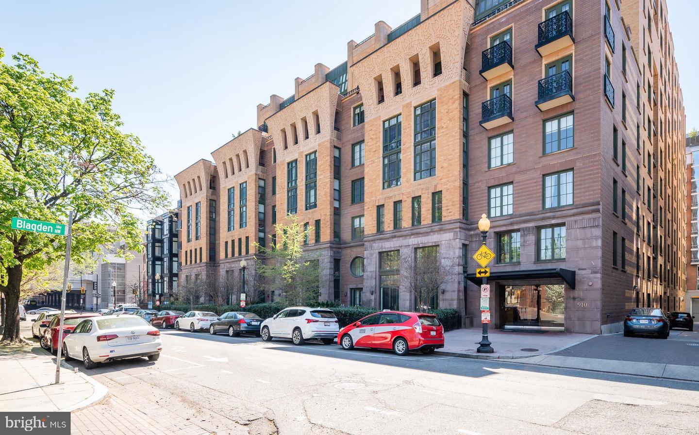910 M ST NW #202, WASHINGTON, District Of Columbia 20001, 1 Bedroom Bedrooms, ,1 BathroomBathrooms,Residential,For sale,910 M ST NW #202,DCDC2207836 MLS # DCDC2207836
