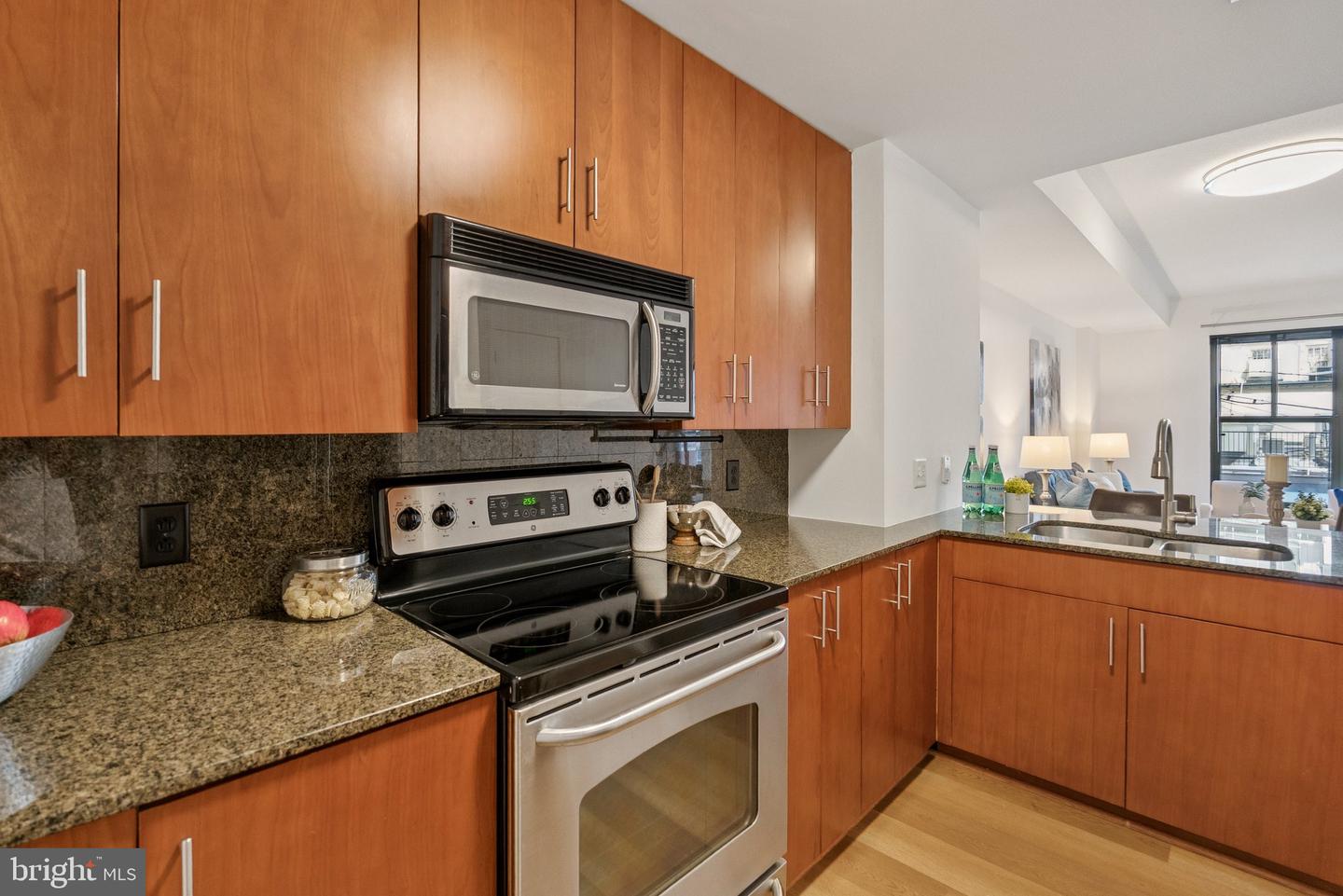 910 M ST NW #202, WASHINGTON, District Of Columbia 20001, 1 Bedroom Bedrooms, ,1 BathroomBathrooms,Residential,For sale,910 M ST NW #202,DCDC2207836 MLS # DCDC2207836