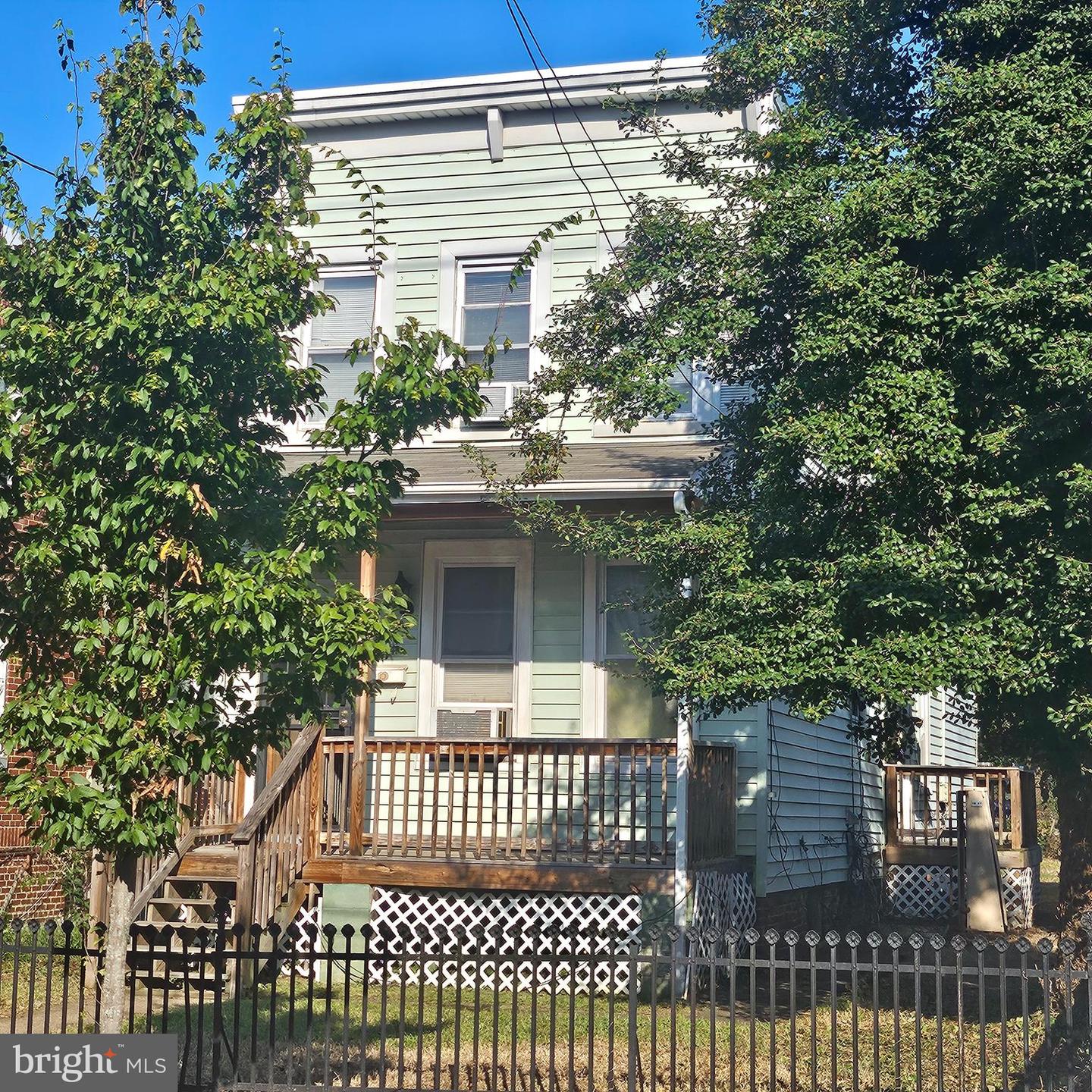 1424 22ND ST SE, WASHINGTON, District Of Columbia 20020, 5 Bedrooms Bedrooms, ,2 BathroomsBathrooms,Residential,For sale,1424 22ND ST SE,DCDC2208714 MLS # DCDC2208714