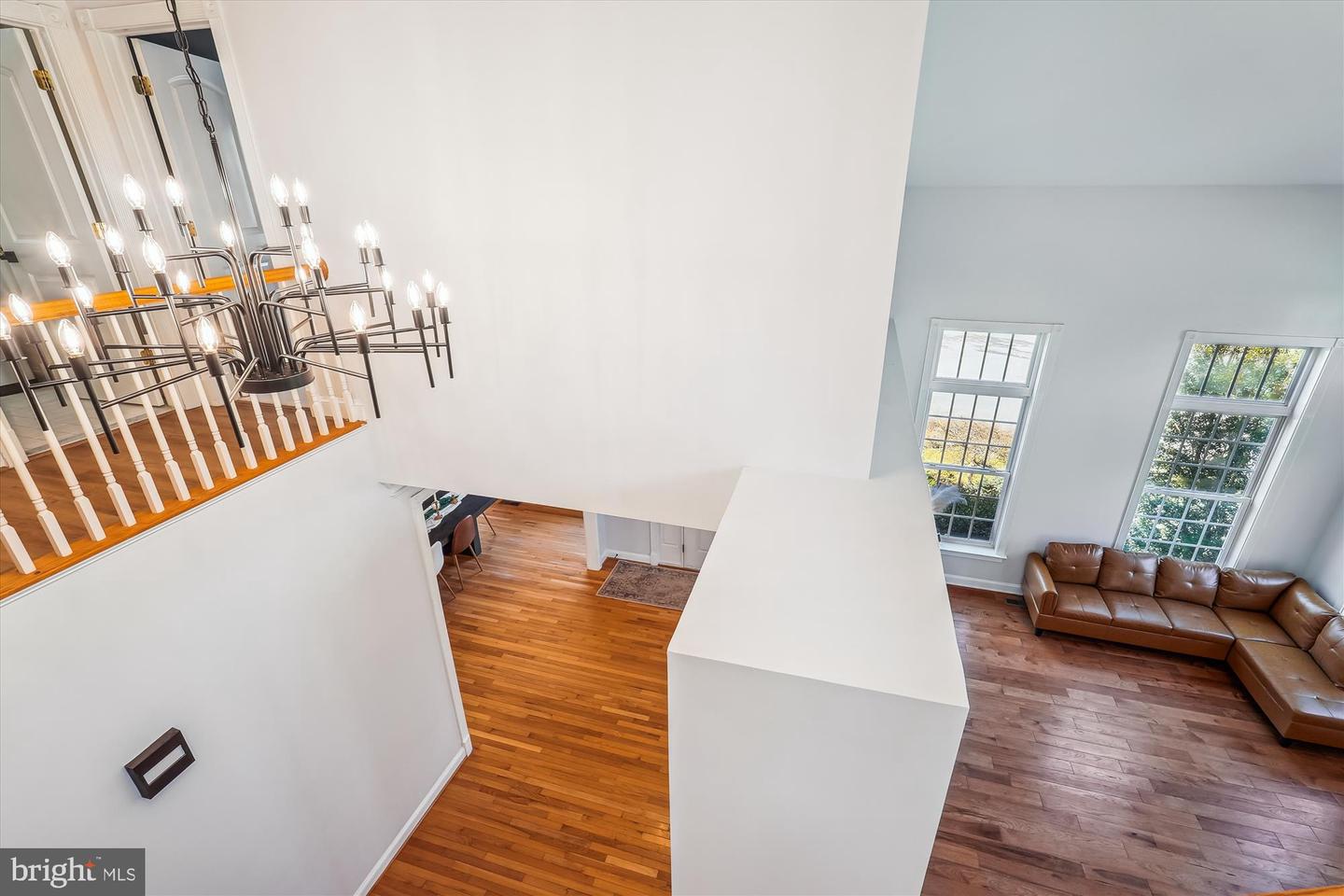 35400 AUTUMN RIDGE CT, ROUND HILL, Virginia 20141, 4 Bedrooms Bedrooms, ,5 BathroomsBathrooms,Residential,For sale,35400 AUTUMN RIDGE CT,VALO2101054 MLS # VALO2101054