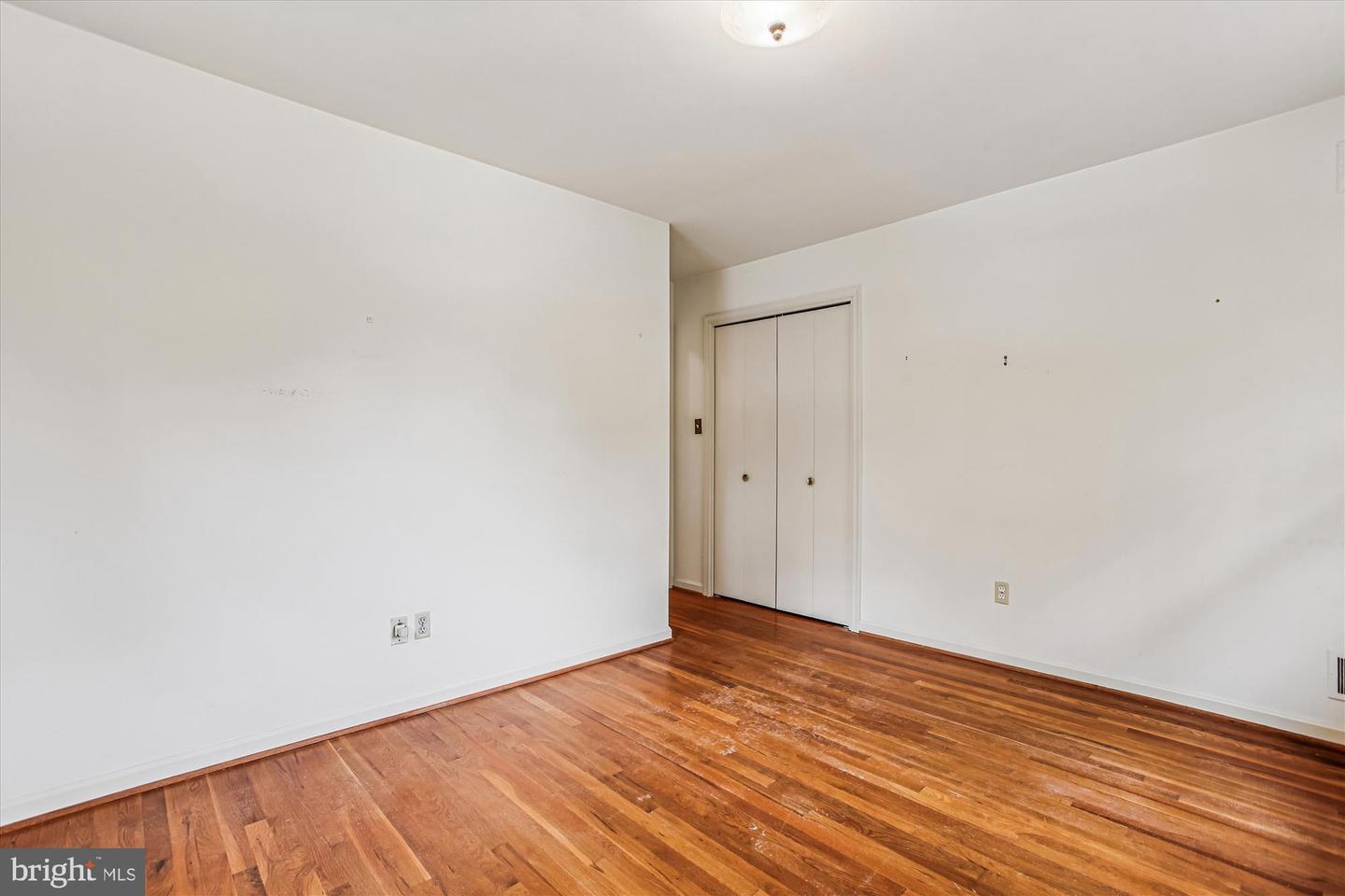 1931 POWHATAN ST, FALLS CHURCH, Virginia 22043, 5 Bedrooms Bedrooms, ,3 BathroomsBathrooms,Residential,For sale,1931 POWHATAN ST,VAFX2257868 MLS # VAFX2257868