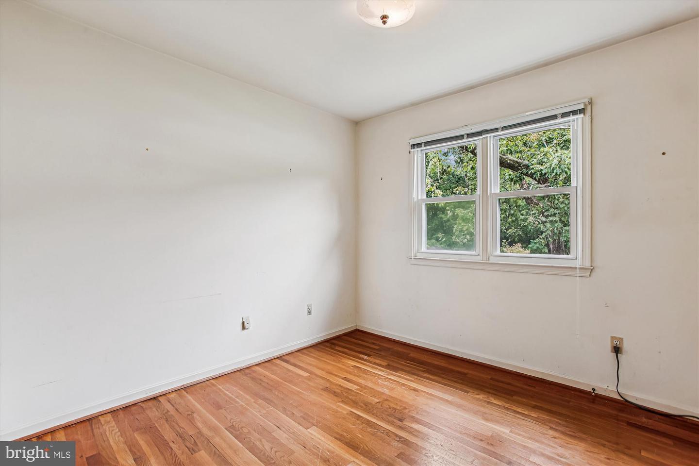 1931 POWHATAN ST, FALLS CHURCH, Virginia 22043, 5 Bedrooms Bedrooms, ,3 BathroomsBathrooms,Residential,For sale,1931 POWHATAN ST,VAFX2257868 MLS # VAFX2257868