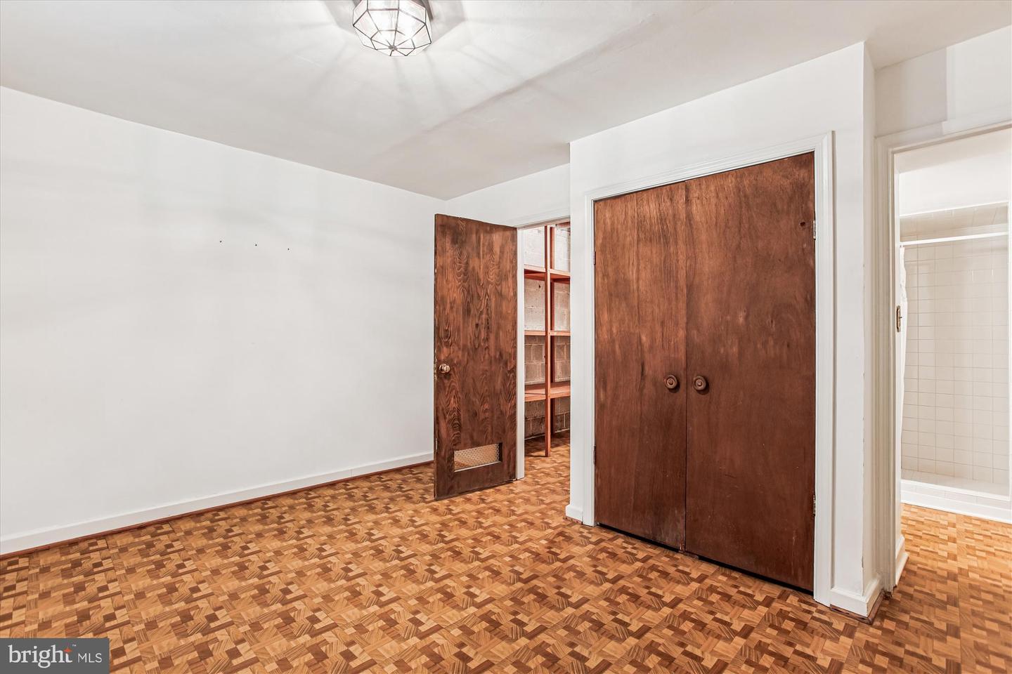 1931 POWHATAN ST, FALLS CHURCH, Virginia 22043, 5 Bedrooms Bedrooms, ,3 BathroomsBathrooms,Residential,For sale,1931 POWHATAN ST,VAFX2257868 MLS # VAFX2257868