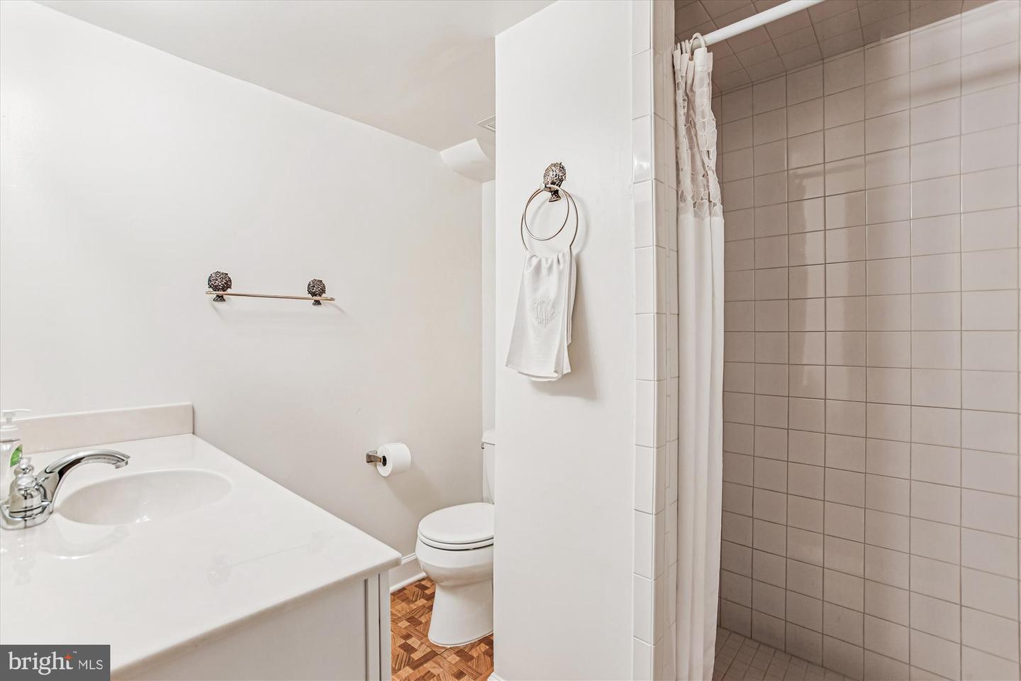 1931 POWHATAN ST, FALLS CHURCH, Virginia 22043, 5 Bedrooms Bedrooms, ,3 BathroomsBathrooms,Residential,For sale,1931 POWHATAN ST,VAFX2257868 MLS # VAFX2257868