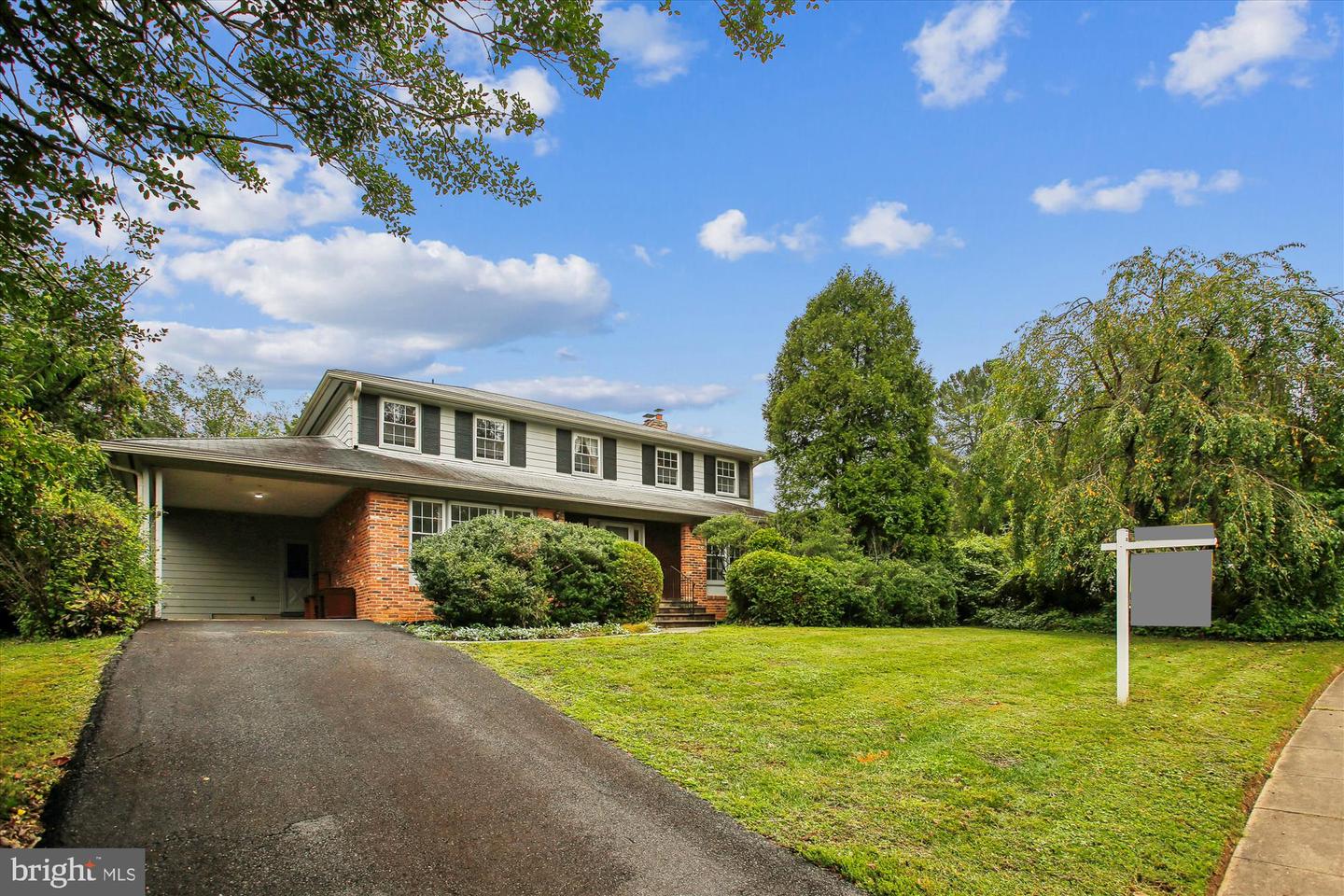 1931 POWHATAN ST, FALLS CHURCH, Virginia 22043, 5 Bedrooms Bedrooms, ,3 BathroomsBathrooms,Residential,For sale,1931 POWHATAN ST,VAFX2257868 MLS # VAFX2257868