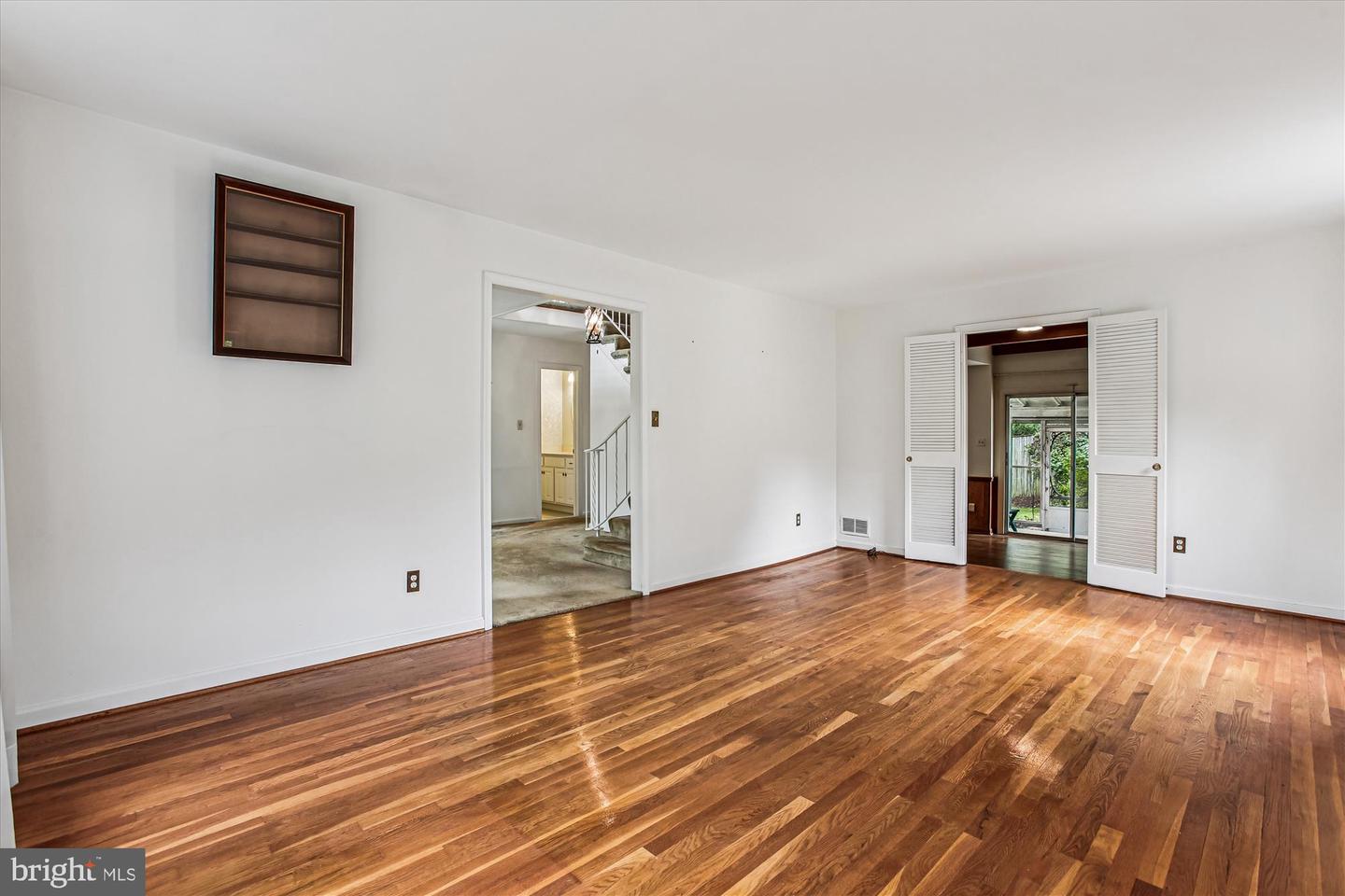 1931 POWHATAN ST, FALLS CHURCH, Virginia 22043, 5 Bedrooms Bedrooms, ,3 BathroomsBathrooms,Residential,For sale,1931 POWHATAN ST,VAFX2257868 MLS # VAFX2257868
