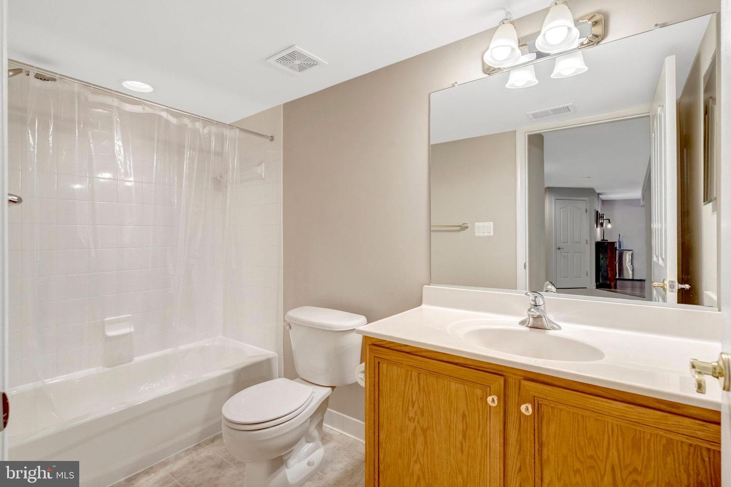 13154 TRIPLE CROWN LOOP, GAINESVILLE, Virginia 20155, 3 Bedrooms Bedrooms, ,4 BathroomsBathrooms,Residential,For sale,13154 TRIPLE CROWN LOOP,VAPW2100870 MLS # VAPW2100870