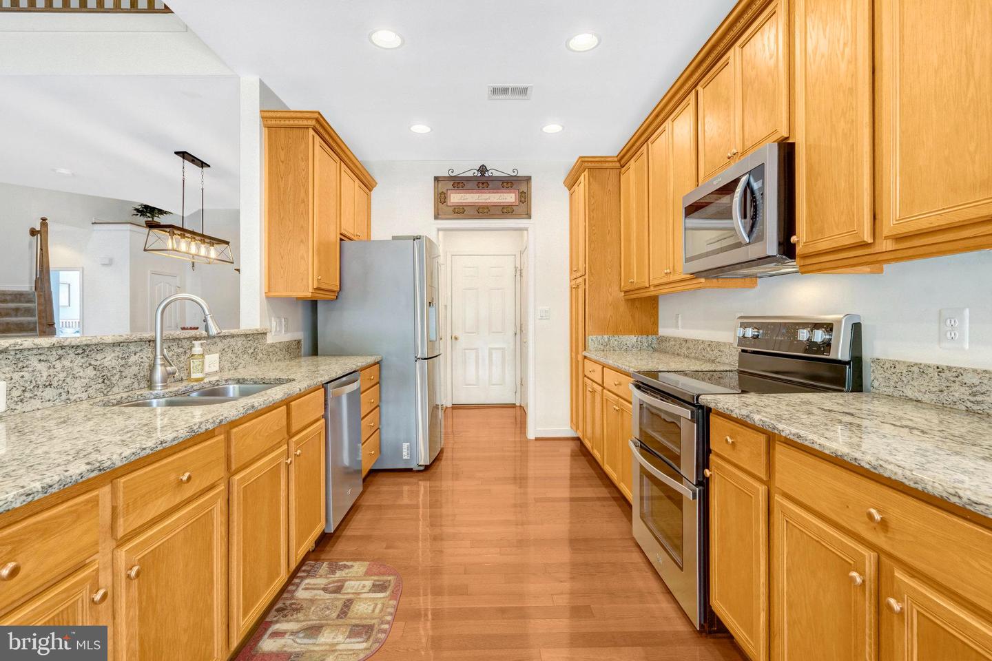 13154 TRIPLE CROWN LOOP, GAINESVILLE, Virginia 20155, 3 Bedrooms Bedrooms, ,4 BathroomsBathrooms,Residential,For sale,13154 TRIPLE CROWN LOOP,VAPW2100870 MLS # VAPW2100870