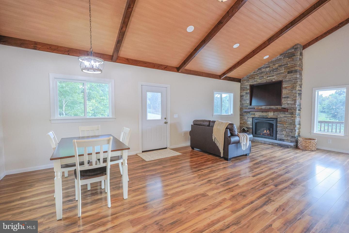 385 S MCDANIEL LN, SHENANDOAH, Virginia 22849, 1 Bedroom Bedrooms, ,2 BathroomsBathrooms,Residential,For sale,385 S MCDANIEL LN,VAPA2005256 MLS # VAPA2005256