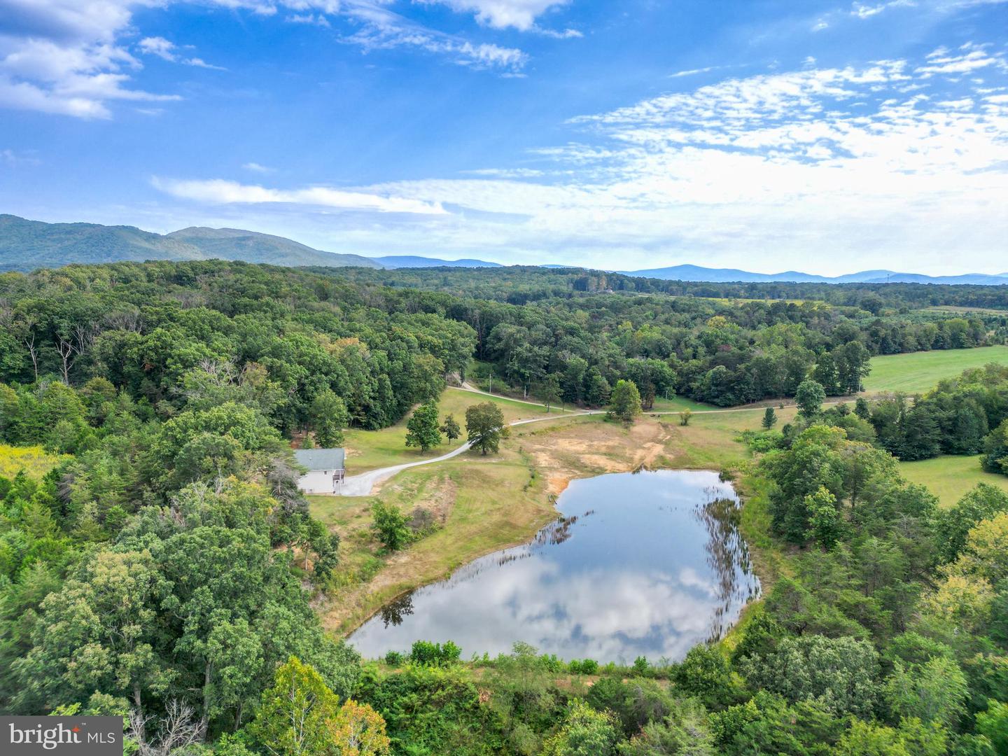 385 S MCDANIEL LN, SHENANDOAH, Virginia 22849, 1 Bedroom Bedrooms, ,2 BathroomsBathrooms,Residential,For sale,385 S MCDANIEL LN,VAPA2005256 MLS # VAPA2005256