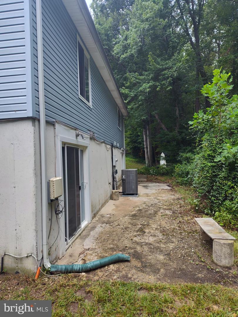 8406 RAINBOW BRIDGE LN, SPRINGFIELD, Virginia 22153, 4 Bedrooms Bedrooms, ,2 BathroomsBathrooms,Residential,For sale,8406 RAINBOW BRIDGE LN,VAFX2260742 MLS # VAFX2260742