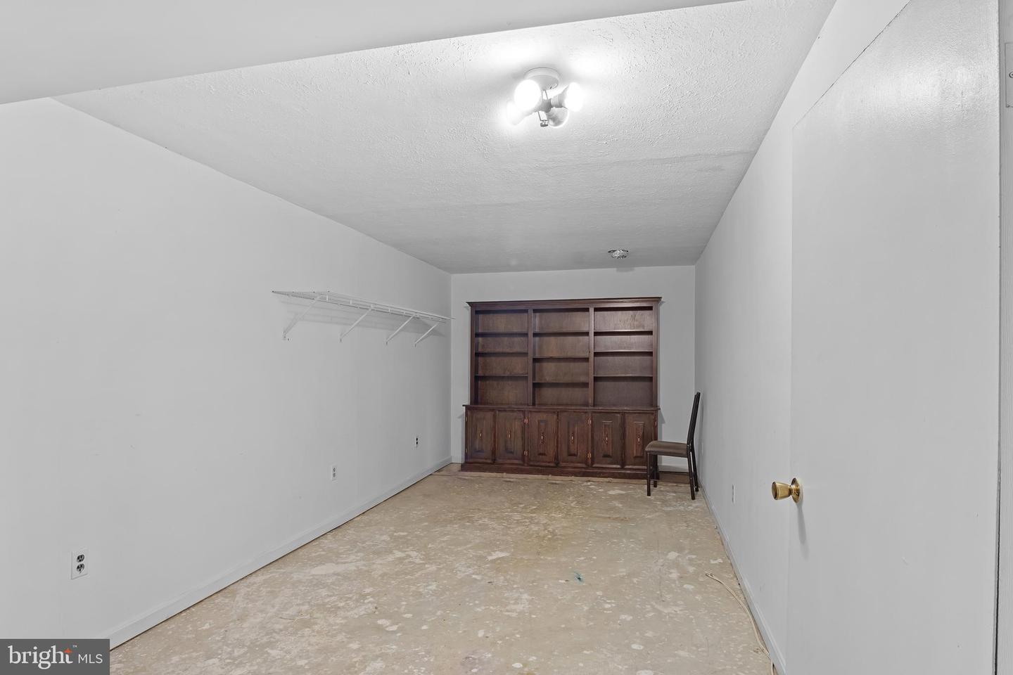 8406 RAINBOW BRIDGE LN, SPRINGFIELD, Virginia 22153, 4 Bedrooms Bedrooms, ,2 BathroomsBathrooms,Residential,For sale,8406 RAINBOW BRIDGE LN,VAFX2260742 MLS # VAFX2260742