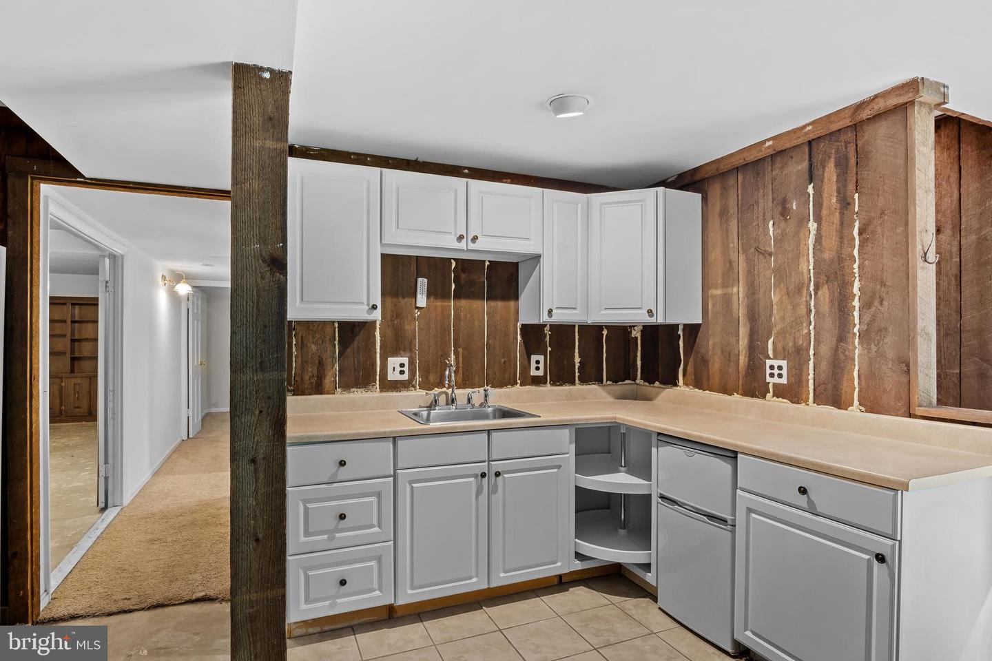 8406 RAINBOW BRIDGE LN, SPRINGFIELD, Virginia 22153, 4 Bedrooms Bedrooms, ,2 BathroomsBathrooms,Residential,For sale,8406 RAINBOW BRIDGE LN,VAFX2260742 MLS # VAFX2260742