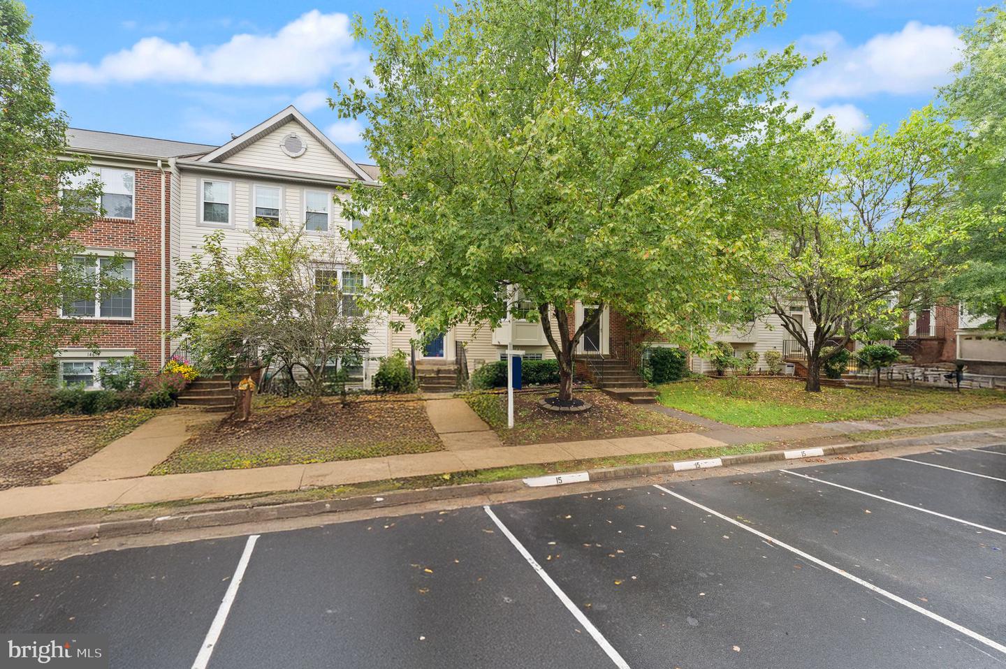 14621 STREAM POND DR, CENTREVILLE, Virginia 20120, 4 Bedrooms Bedrooms, ,3 BathroomsBathrooms,Residential,For sale,14621 STREAM POND DR,VAFX2261302 MLS # VAFX2261302