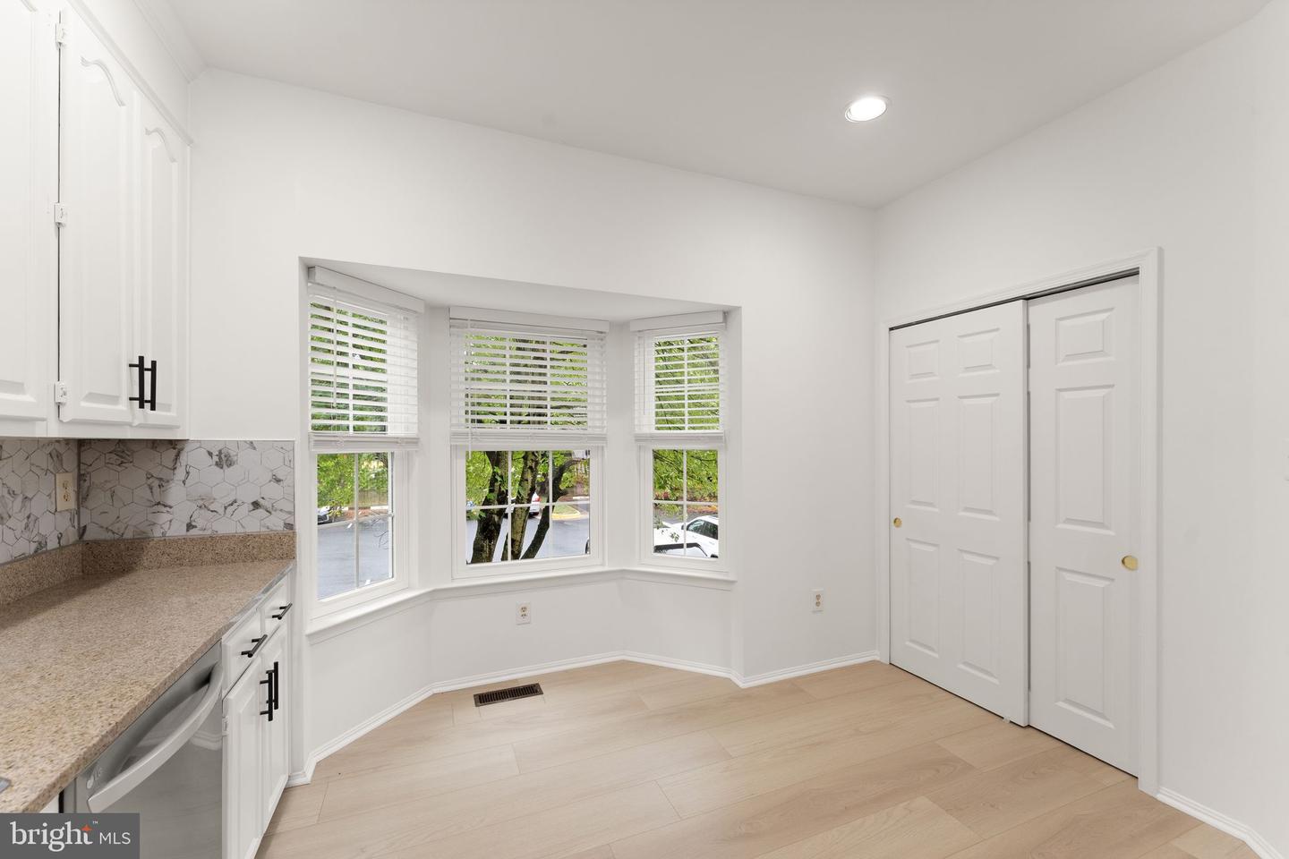 14621 STREAM POND DR, CENTREVILLE, Virginia 20120, 4 Bedrooms Bedrooms, ,3 BathroomsBathrooms,Residential,For sale,14621 STREAM POND DR,VAFX2261302 MLS # VAFX2261302