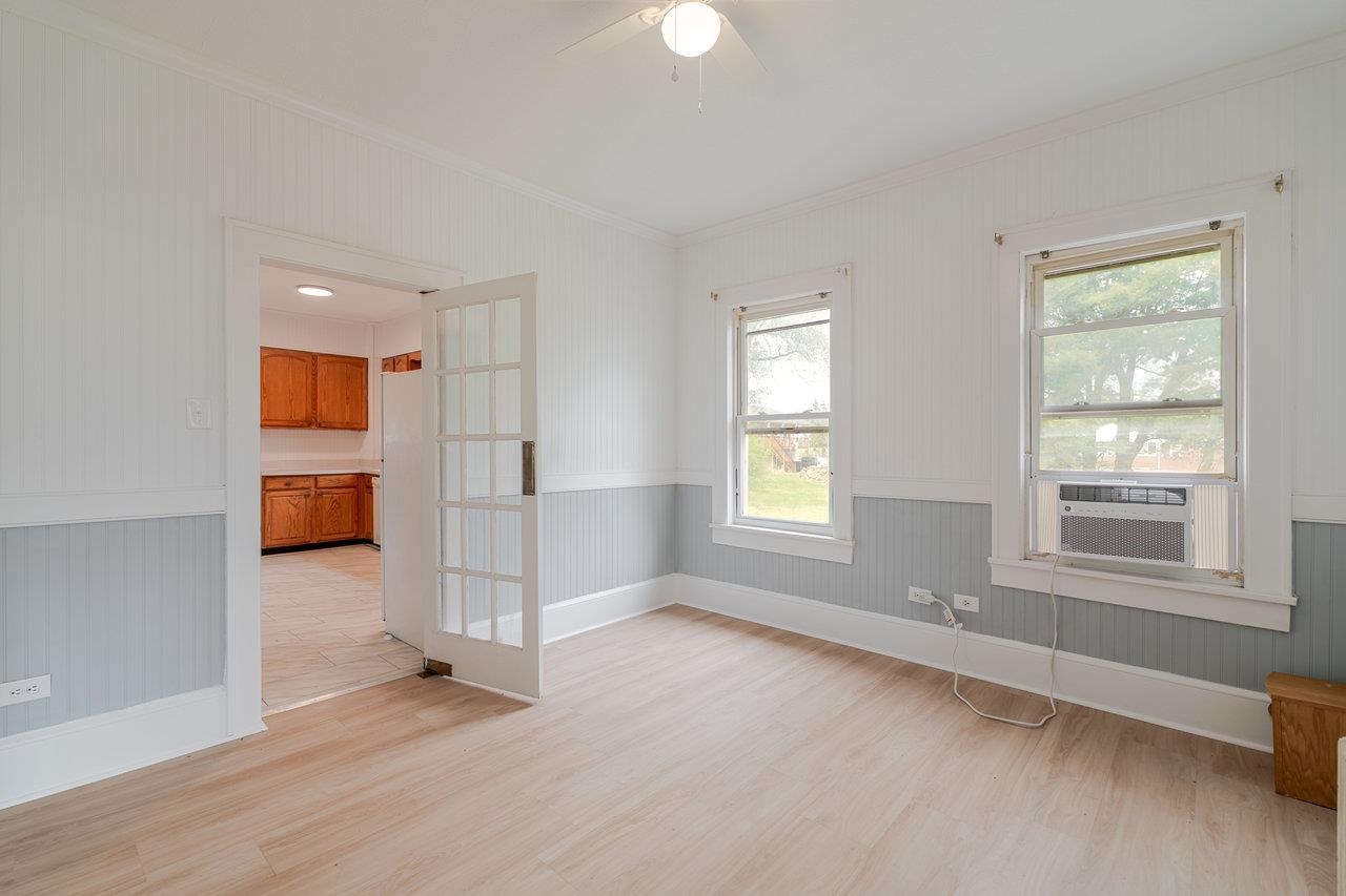9571 TOWN HALL RD, MCGAHEYSVILLE, Virginia 22840, 3 Bedrooms Bedrooms, ,1 BathroomBathrooms,Residential,9571 TOWN HALL RD,669444 MLS # 669444