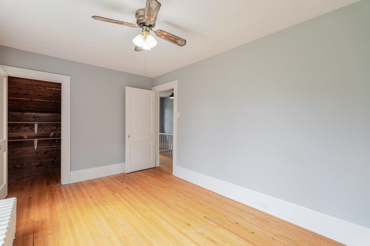 9571 TOWN HALL RD, MCGAHEYSVILLE, Virginia 22840, 3 Bedrooms Bedrooms, ,1 BathroomBathrooms,Residential,9571 TOWN HALL RD,669444 MLS # 669444