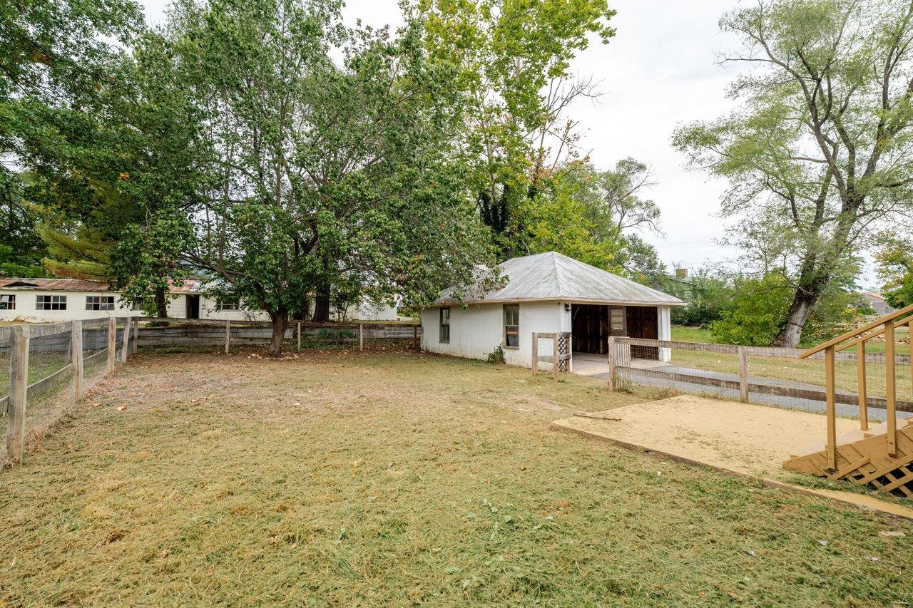 9571 TOWN HALL RD, MCGAHEYSVILLE, Virginia 22840, 3 Bedrooms Bedrooms, ,1 BathroomBathrooms,Residential,9571 TOWN HALL RD,669444 MLS # 669444