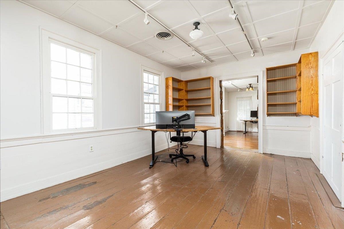 9299 N CONGRESS ST, NEW MARKET, Virginia 22844, 3 Bedrooms Bedrooms, ,1 BathroomBathrooms,Residential,9299 N CONGRESS ST,669447 MLS # 669447