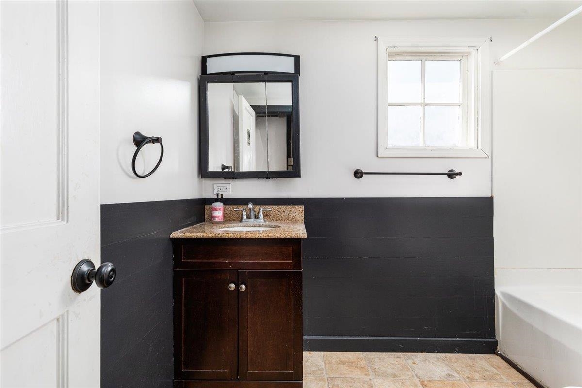 9299 N CONGRESS ST, NEW MARKET, Virginia 22844, 3 Bedrooms Bedrooms, ,1 BathroomBathrooms,Residential,9299 N CONGRESS ST,669447 MLS # 669447