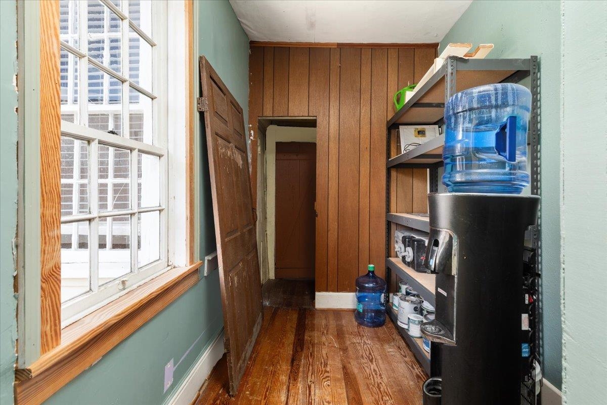9299 N CONGRESS ST, NEW MARKET, Virginia 22844, 3 Bedrooms Bedrooms, ,1 BathroomBathrooms,Residential,9299 N CONGRESS ST,669447 MLS # 669447