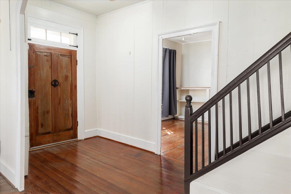 9299 N CONGRESS ST, NEW MARKET, Virginia 22844, 3 Bedrooms Bedrooms, ,1 BathroomBathrooms,Residential,9299 N CONGRESS ST,669447 MLS # 669447