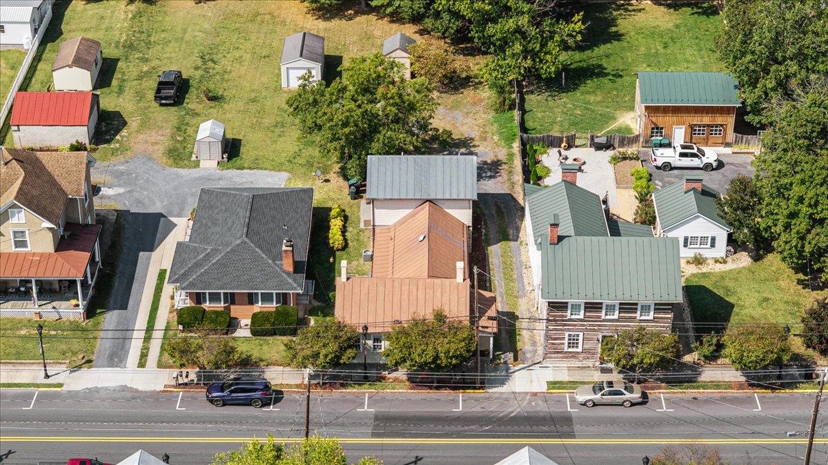9299 N CONGRESS ST, NEW MARKET, Virginia 22844, 3 Bedrooms Bedrooms, ,1 BathroomBathrooms,Residential,9299 N CONGRESS ST,669447 MLS # 669447