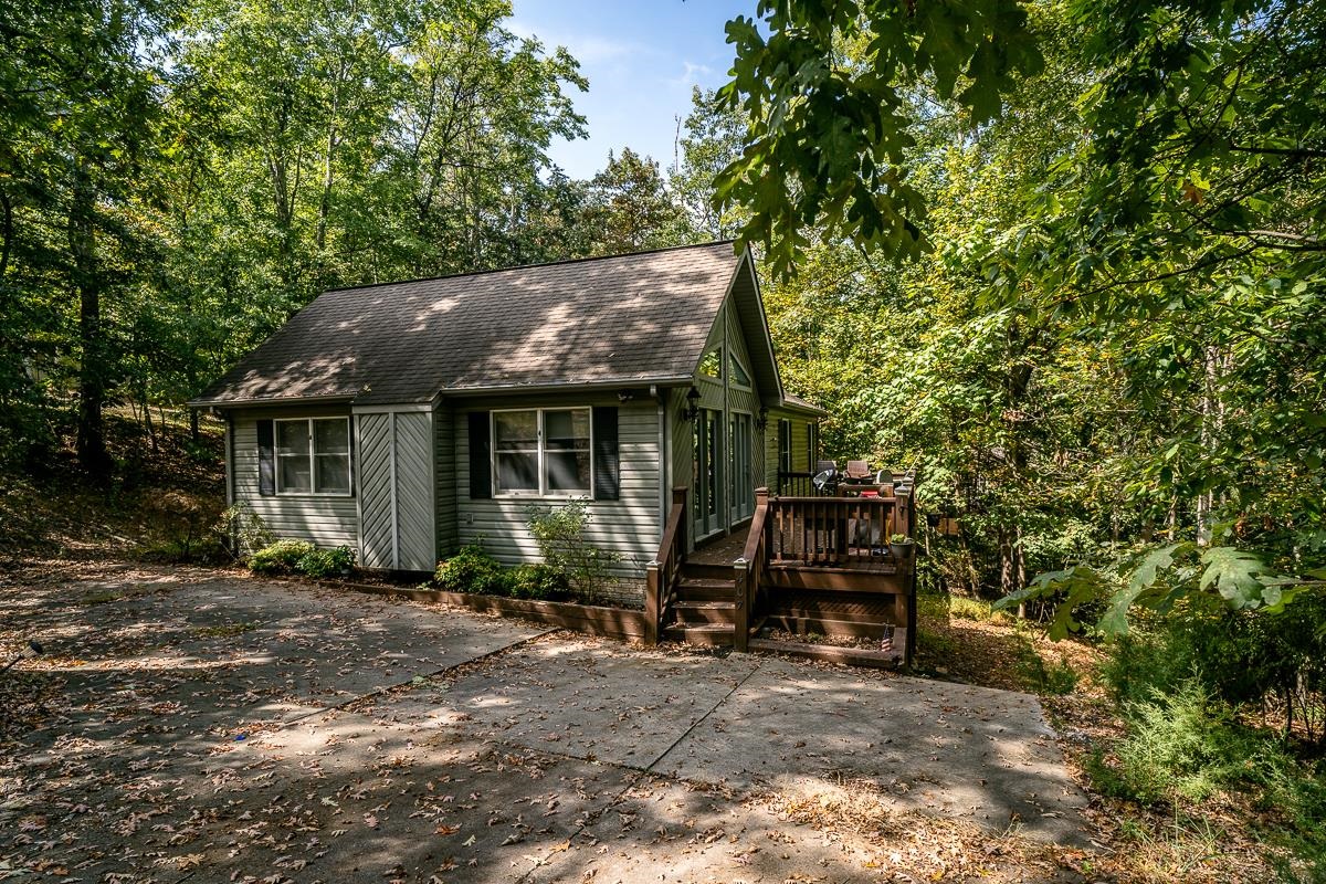 407 PASSAGE LN, MCGAHEYSVILLE, Virginia 22840, 3 Bedrooms Bedrooms, ,3 BathroomsBathrooms,Residential,407 PASSAGE LN,669462 MLS # 669462